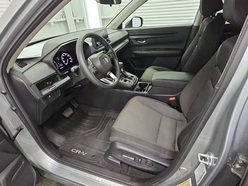 Used 2025 Honda CR-V EX image 11