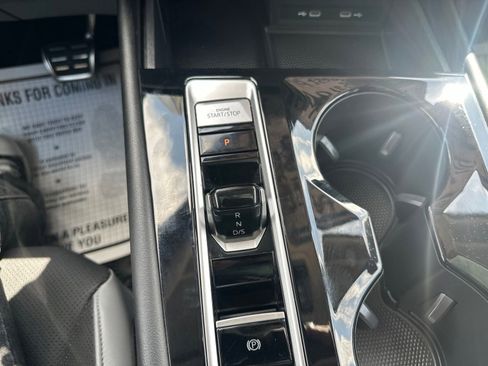 Certified 2024 Volkswagen Atlas Peak Edition SE AWD/4WD image 61
