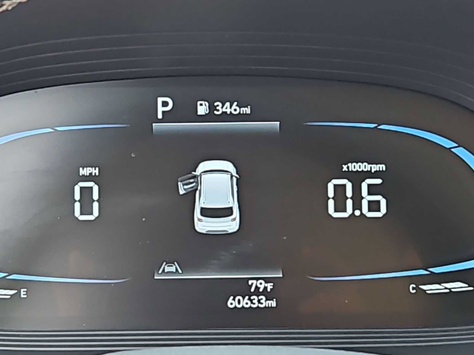 Used 2025 Hyundai Venue SEL FWD image 14