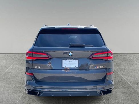Used 2022 BMW X5 M50i image 4