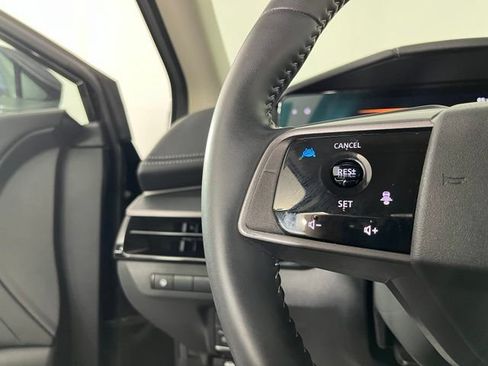 Certified 2025 Nissan Murano SV FWD image 22