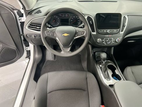 Used 2024 Chevrolet Malibu LS FWD image 19