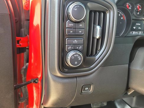 Used 2023 Chevrolet Silverado 1500 Custom Trail Boss AWD/4WD image 22