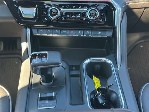 Used 2023 GMC Sierra 1500 Denali w/ Denali Reserve Package image 20