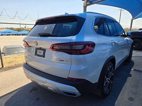 Used 2020 BMW X5 sDrive40i w/ Luxury Seating Package RWD image 4