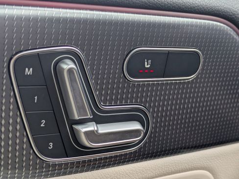 Certified 2023 Mercedes-Benz EQB 350 4MATIC SUV image 24