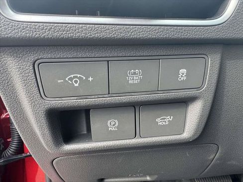 Used 2025 Hyundai Sonata Limited FWD image 18