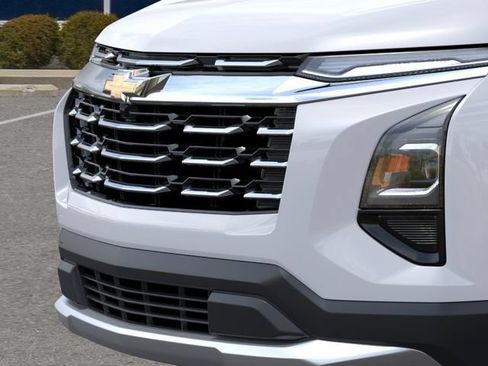 New 2027 Chevrolet Equinox LT w/ Convenience Package II FWD image 13