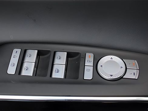 New 2026 Genesis GV70 2.5T image 11