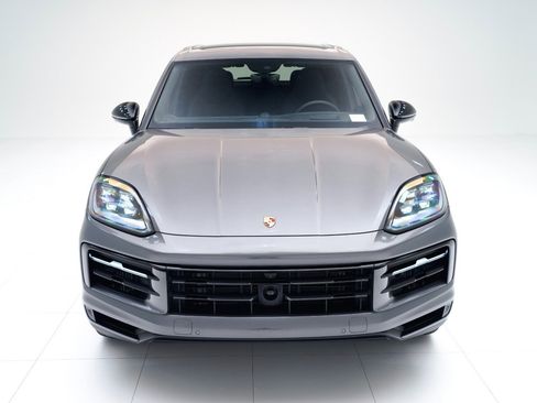 New 2026 Porsche Cayenne image 6