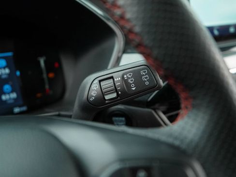 Used 2023 Ford Escape ST-Line AWD/4WD image 33