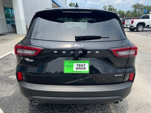 Used 2025 Ford Escape ST-Line AWD/4WD image 5