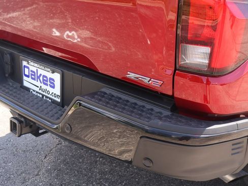 Certified 2024 Chevrolet Colorado ZR2 w/ Technology Package AWD/4WD image 8