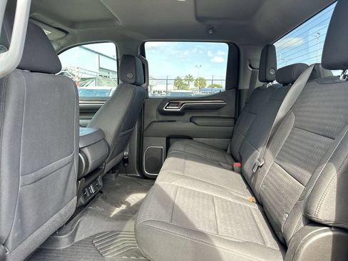 Used 2022 Chevrolet Silverado 1500 LT Trail Boss w/ LPO, Dark Essentials Package AWD/4WD image 23