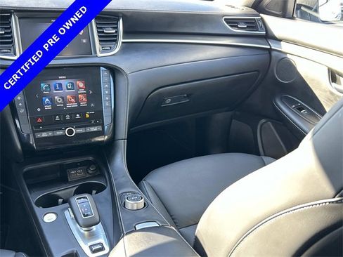Certified 2024 INFINITI QX50 Pure image 25