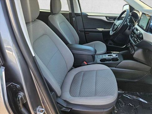 Used 2022 Ford Escape SE w/ Convenience Package FWD image 21