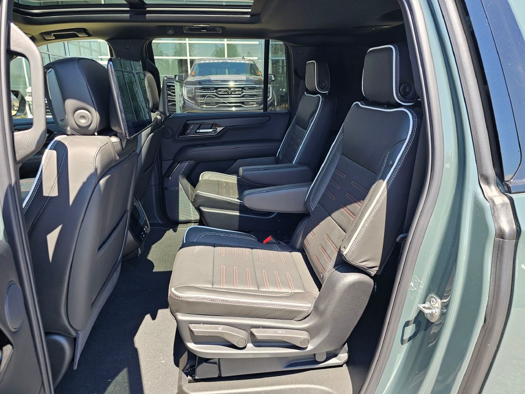 Used 2026 GMC Yukon XL AT4 Ultimate AWD/4WD image 17
