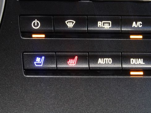 Used 2019 Lincoln Nautilus Reserve AWD/4WD image 39