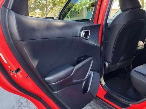 Used 2021 Kia Soul S image 46