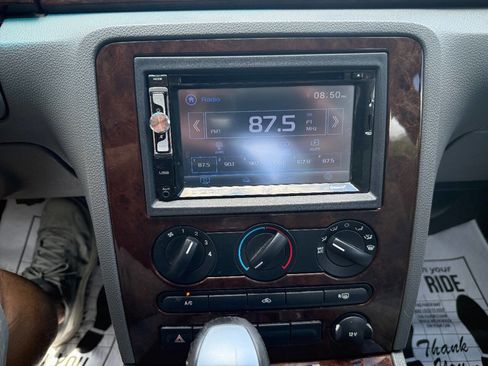 Used 2007 Ford Five Hundred SEL FWD image 18