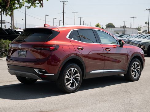 Used 2023 Buick Envision Essence image 4