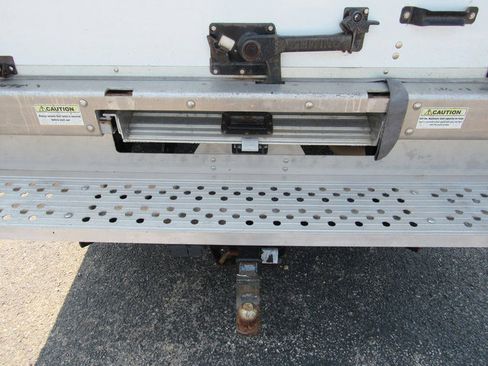 Used 2019 Ford Transit 350 156 DRW RWD image 15