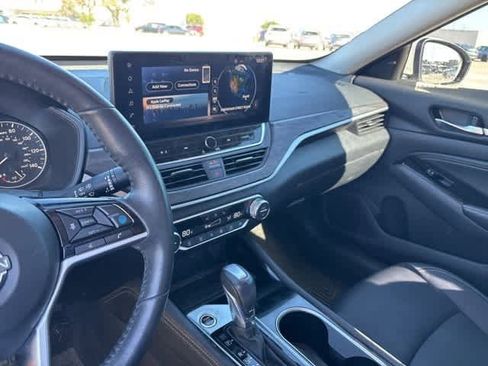 Used 2023 Nissan Altima 2.5 SL image 18
