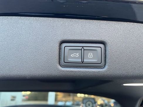 New 2025 Audi Q5 Prestige image 27