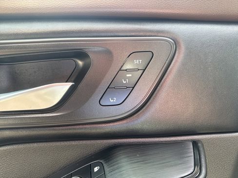 Used 2022 Nissan Rogue SL w/ SL Premium Package image 26