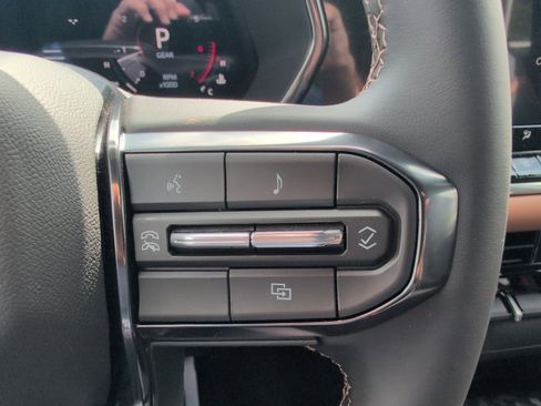New 2026 GMC Canyon AT4 AWD/4WD image 21