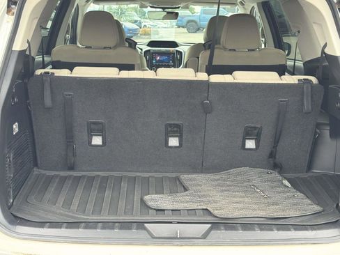 Used 2020 Subaru Ascent Premium w/ Convenience Package image 8