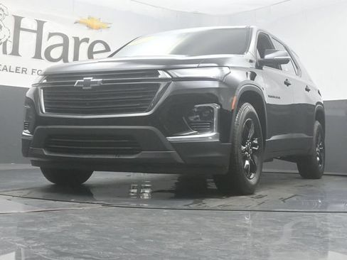 Used 2023 Chevrolet Traverse LT FWD image 58
