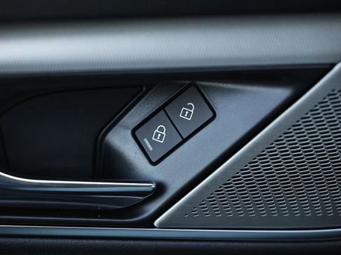 New 2024 Jaguar XF R-Dynamic SE image 20