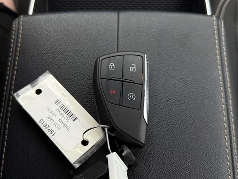 Used 2025 GMC Terrain Elevation AWD/4WD image 44