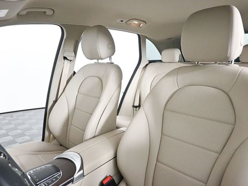 Certified 2022 Mercedes-Benz GLC 300 GLC 300 w/ Premium Package Lite image 5