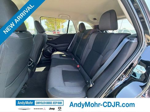Used 2023 Subaru Outback Premium AWD/4WD image 12