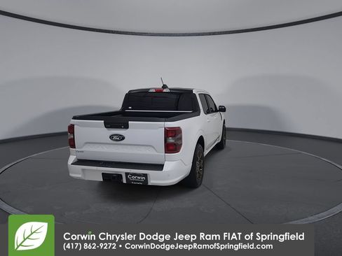 Used 2025 Ford Maverick Lobo AWD/4WD image 12