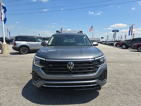 Used 2024 Volkswagen Atlas SEL Premium R-Line AWD/4WD image 10