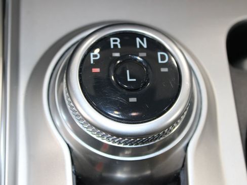 Used 2023 Ford Explorer Limited image 54