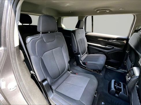 Used 2023 Jeep Grand Cherokee L Laredo w/ MOPAR Finishing Package AWD/4WD image 19
