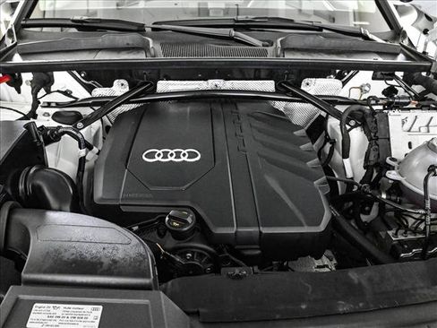 Used 2023 Audi Q5 2.0T Premium Plus w/ Premium Plus Package AWD/4WD image 24