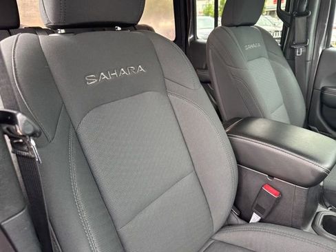 Certified 2021 Jeep Wrangler Unlimited Sahara image 30