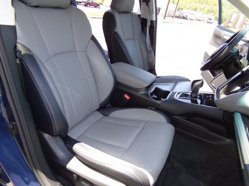 Used 2022 Subaru Outback Limited AWD/4WD image 24