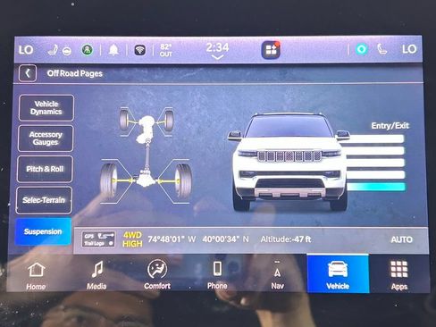 Used 2022 Jeep Wagoneer Series III w/ Rear Seat Video Group 1 AWD/4WD image 26