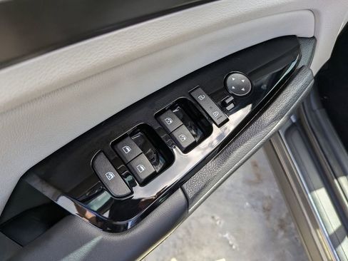 Certified 2023 Kia Sportage EX FWD image 19