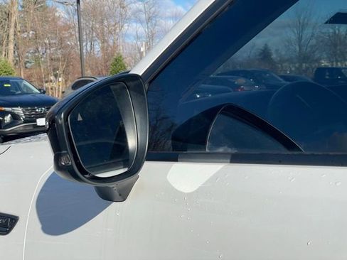 Certified 2025 MAZDA CX-70 Plug-In Hybrid w/ Premium Pkg image 28