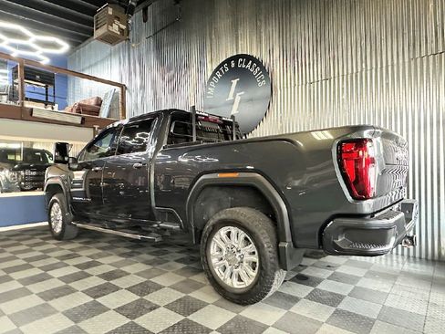 Used 2021 GMC Sierra 3500 Denali w/ Denali Ultimate Package image 4