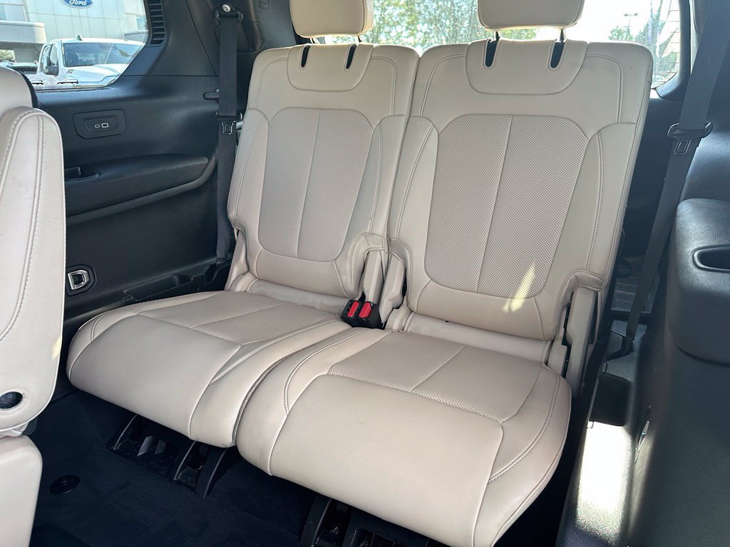 Used 2023 Jeep Grand Cherokee L Limited w/ Luxury Tech Group II AWD/4WD image 25