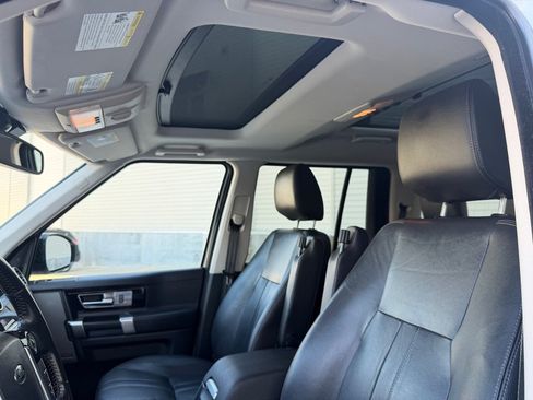 Used 2016 Land Rover LR4 HSE AWD/4WD image 10