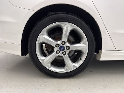 Used 2014 Ford Fusion SE image 8